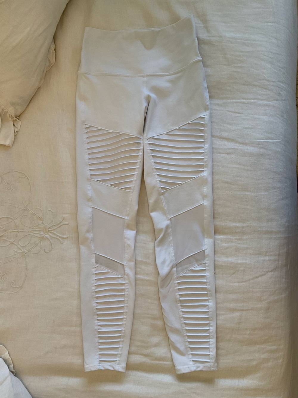 ALO Yoga White Moto Leggings